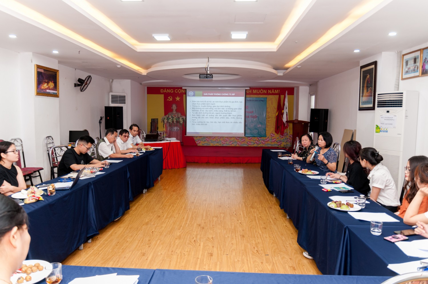 Toàn cảnh Hội thảo khoa học về phòng ngừa béo phì từ 15 đến 64 tuổi tại Hà Nội