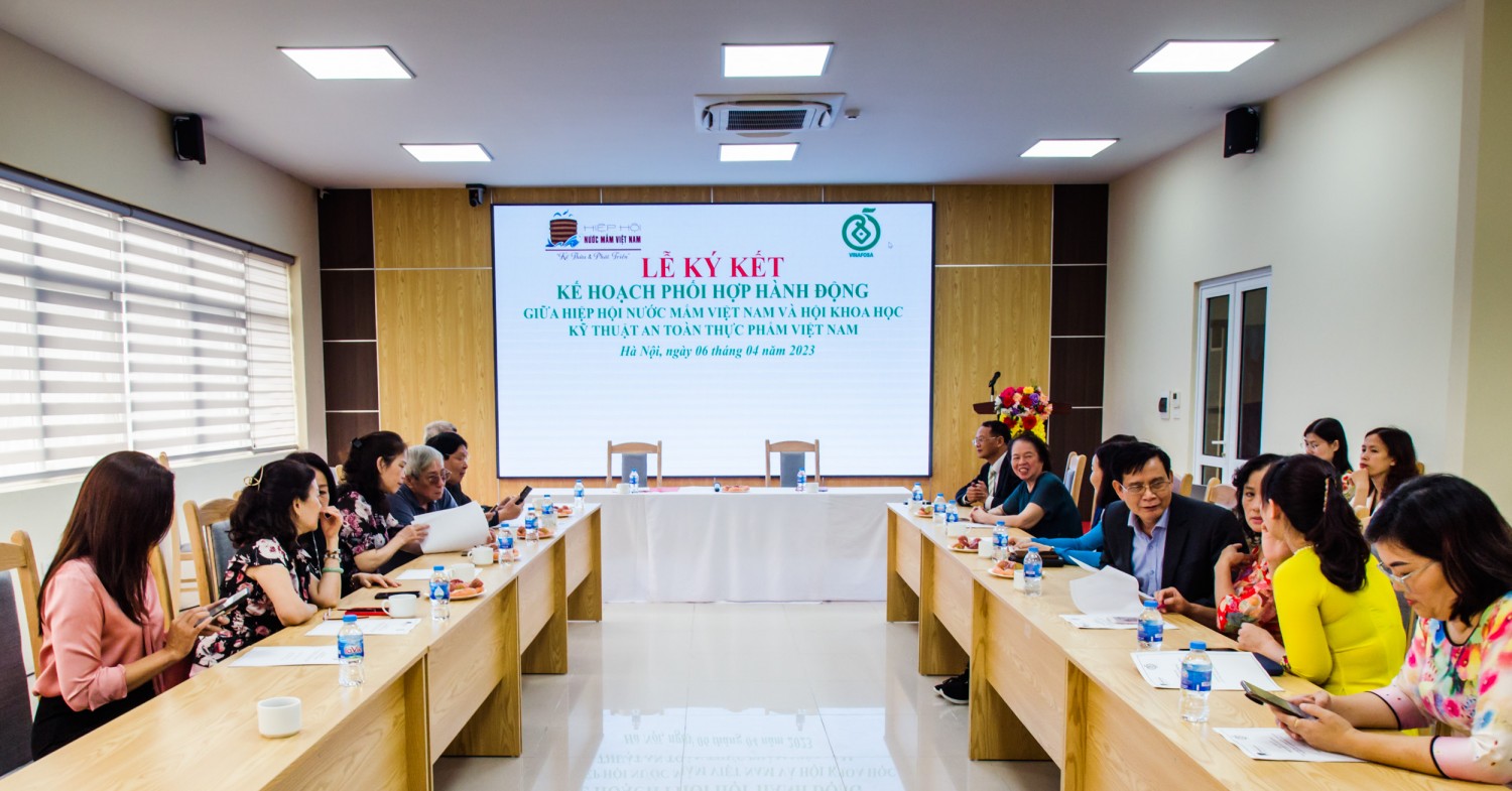 Toàn cảnh lễ ký kết